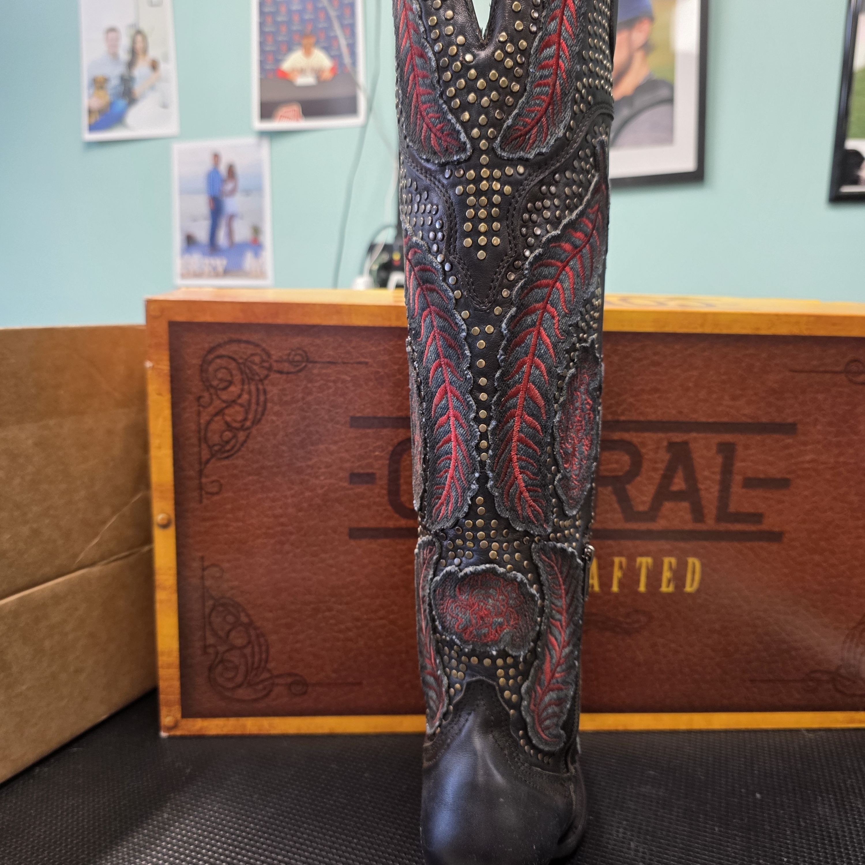 Corral Women's Black And Red Heeled Boots